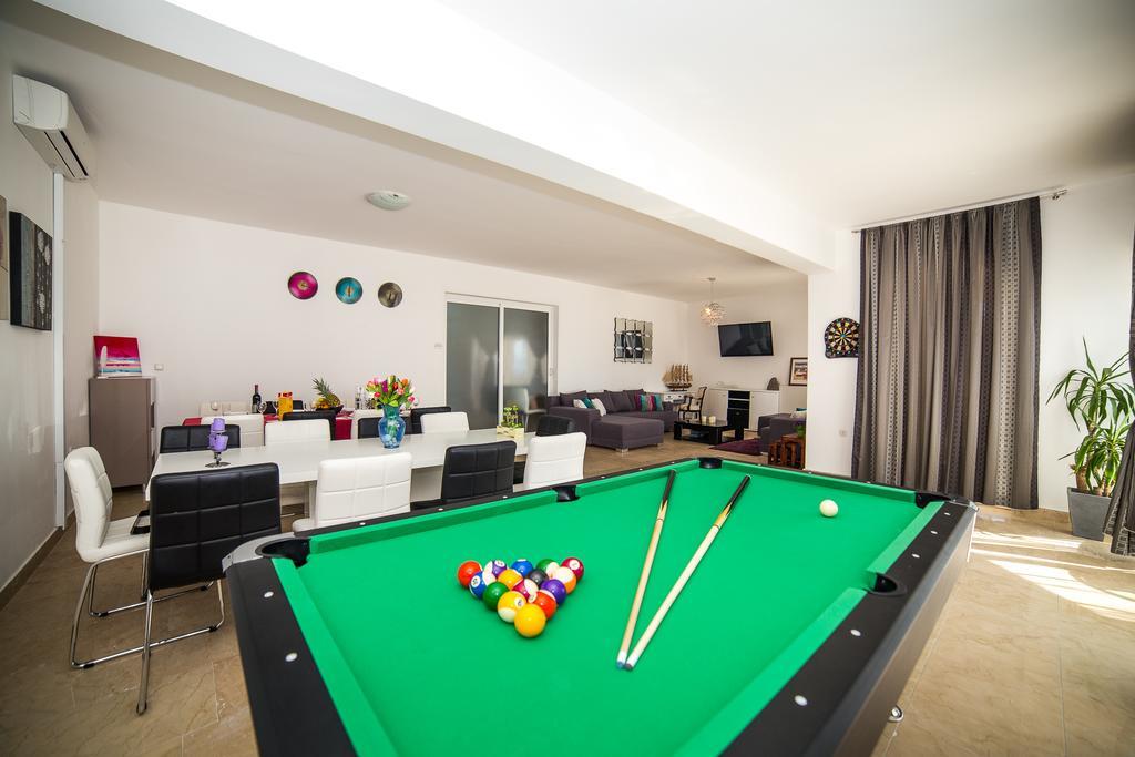 Holiday Home White House Podstrana Zewnętrze zdjęcie