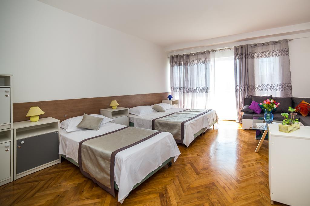 Holiday Home White House Podstrana Zewnętrze zdjęcie